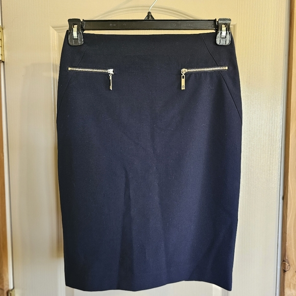 Tommy Hilfiger Dresses & Skirts - Tommy Hilfiger Size 2 Navy Blue Tube Skirt